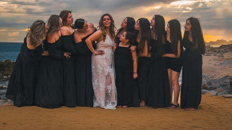 Los Cabos: Private Photographer 1 hour photo session - Key Points
