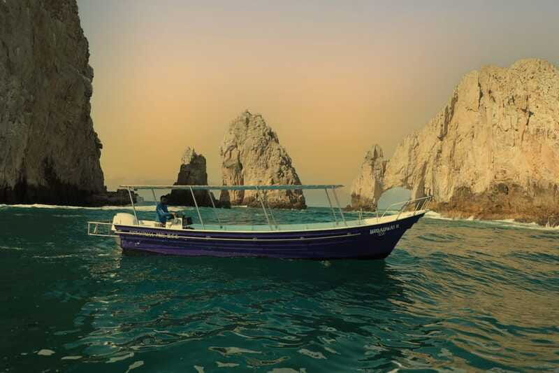 los-cabos-sunset-boat-tour-to-the-arch-and-sea-lions