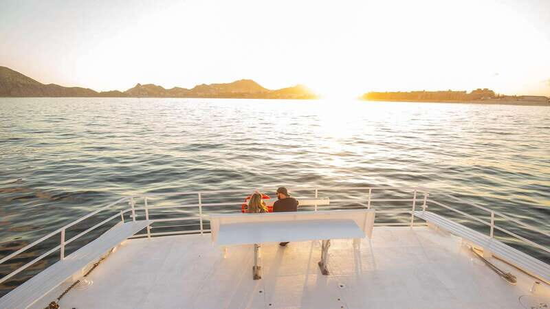 Los Cabos: Sunset Dinner Cruise with Transportation - Authenticity and Atmosphere  