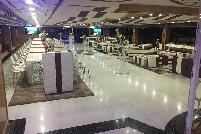 Lotus Cruise Dubai Breathtaking 3-Hour Dinner Cruise at Marina - Frequently Asked Questions
