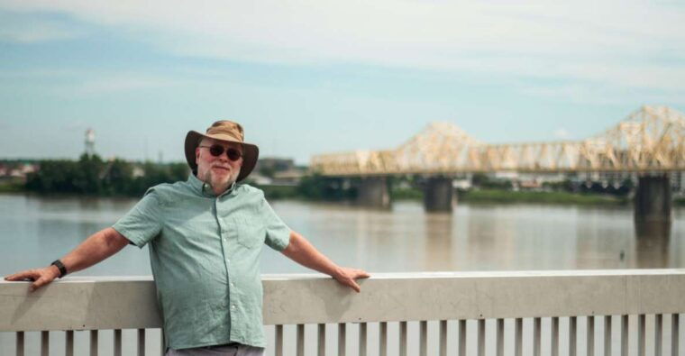 louisville-photoshoot-walking-tour-with-pictures