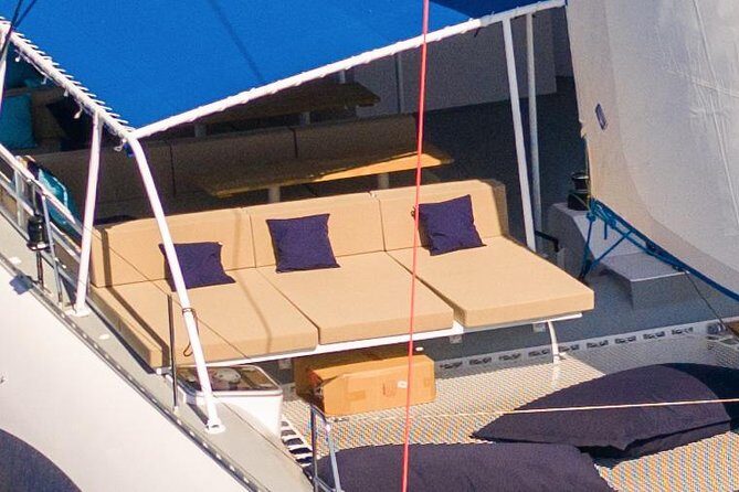Lounge Catamaran SODADE Half-Day - An In-Depth Look at the SODADE Half-Day Catamaran Experience