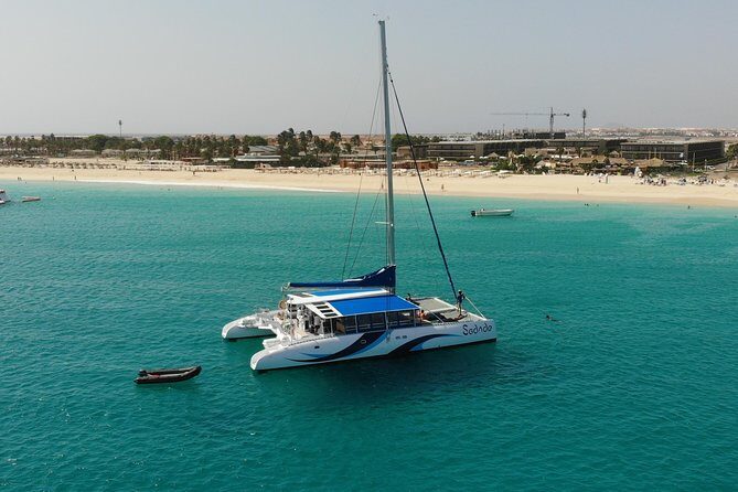 Lounge Catamaran SODADE Half-Day - Frequently Asked Questions