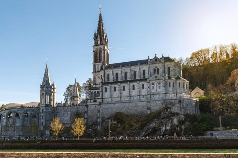 lourdes-capture-the-most-photogenic-spots-with-a-local