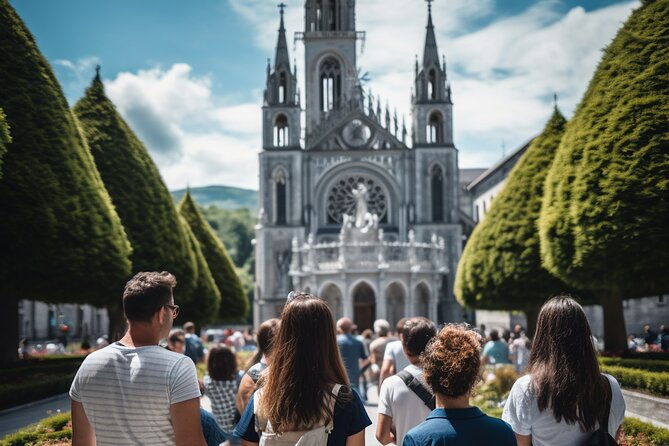 lourdes-guided-walking-tour-in-the-sanctuary
