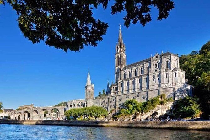 lourdes-sanctuary-tour-catholic-pilgrimage-sanctuary