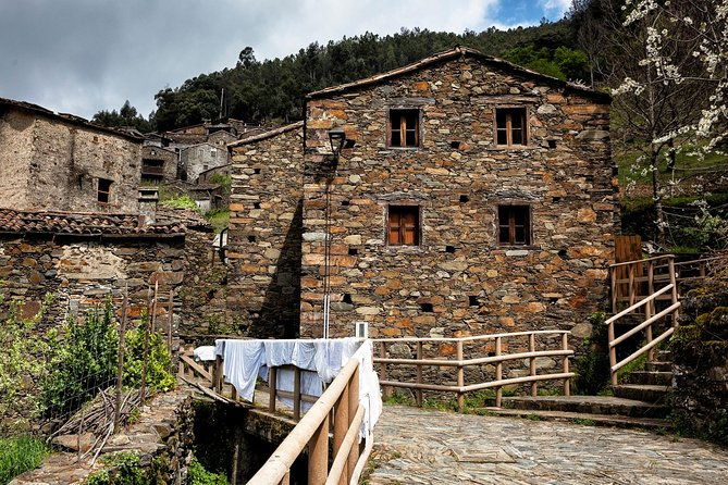 lousa-schist-villages