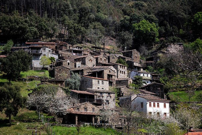 lousa-schist-villages