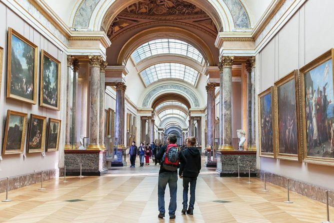 louvre-accompaniment-to-mona-lisa-with-reserved-priority-access