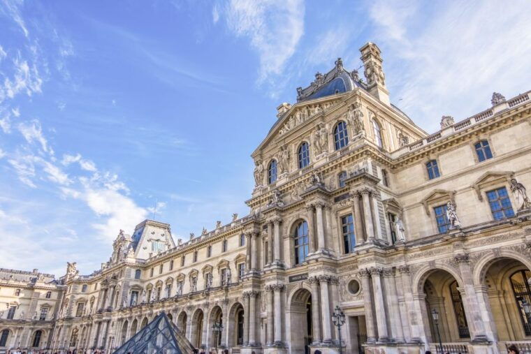 louvre-museum-child-friendly-private-tour-for-families