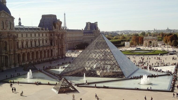 louvre-museum-entry-ticket-and-garden-walking-tour