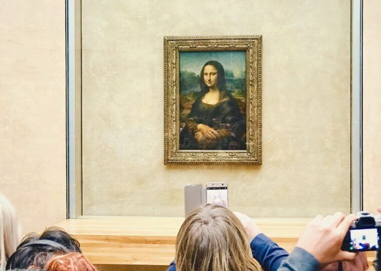 louvre-museum-guided-tour-timed-entry-included