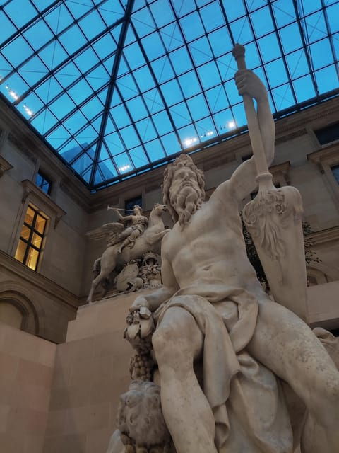 louvre-museum-guided-tour-with-skip-the-line-entry