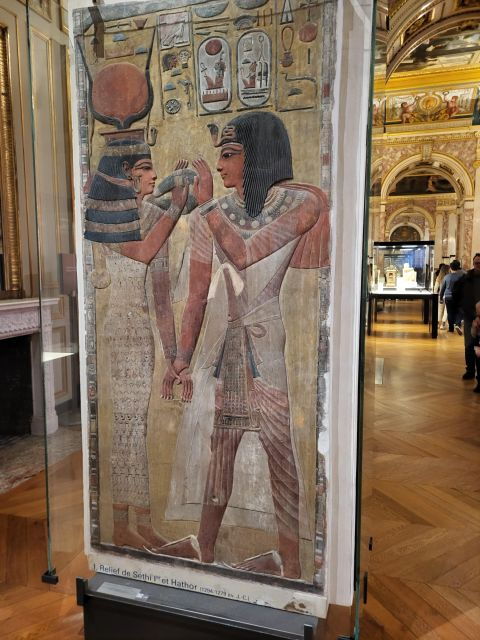 louvre-museum-hidden-gems-and-no-crowds