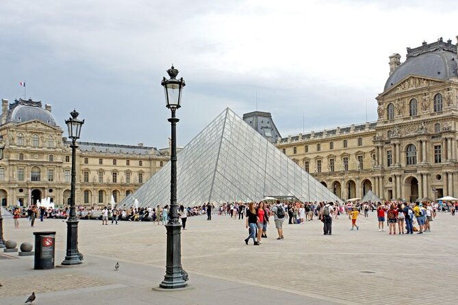 louvre-museum-masterpieces-guided-tour-with-entry-included