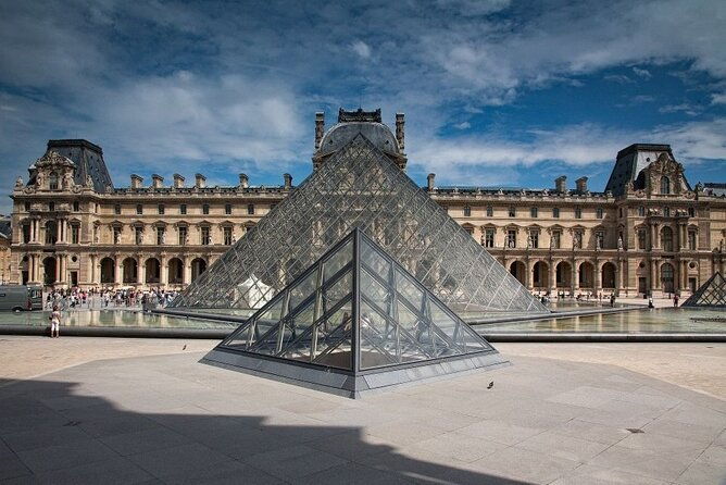 louvre-museum-masterpieces-guided-tour-with-entry-included