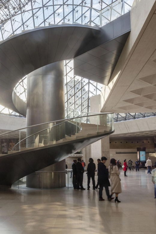 louvre-museum-paris-highlights-mona-lisa-pass