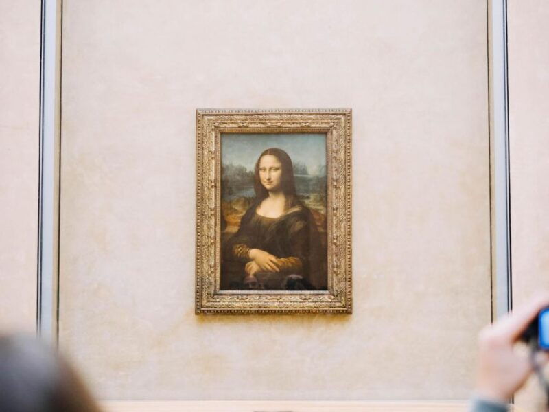 louvre-museum-paris-highlights-mona-lisa-pass