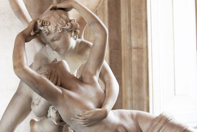 louvre-museum-private-guided-tour-with-reserved-access-3