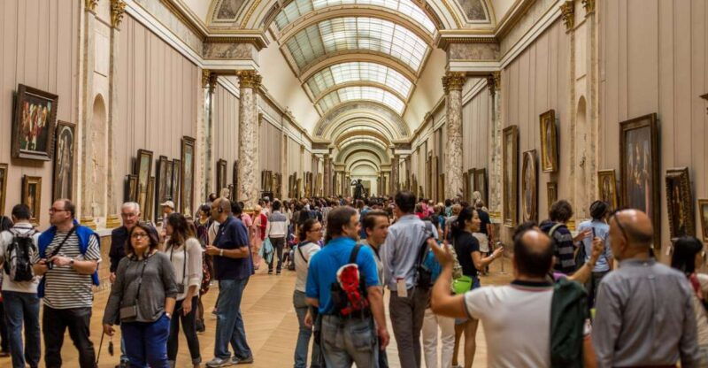louvre-museum-skip-the-line-guided-tour-2