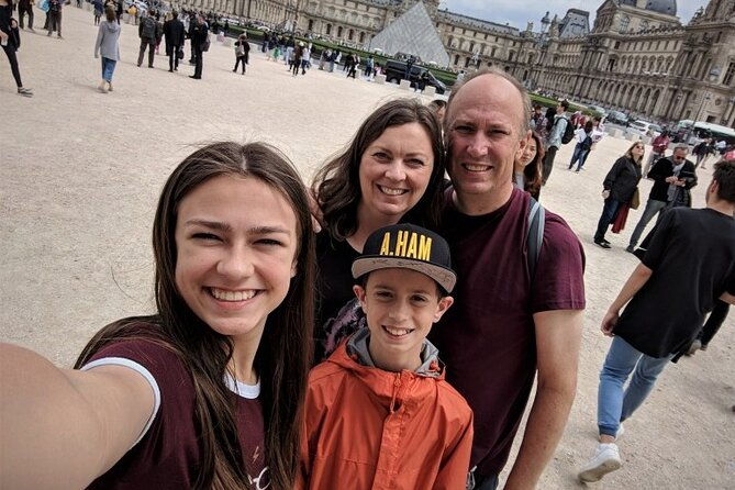 louvre-museum-ticket-with-audio-guide-mona-lisa