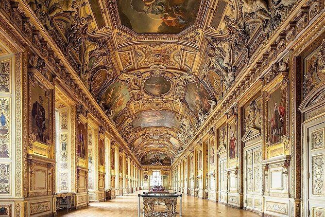 louvre-private-family-tour-with-da-vinci-treasure-hunt-entry-fees-included