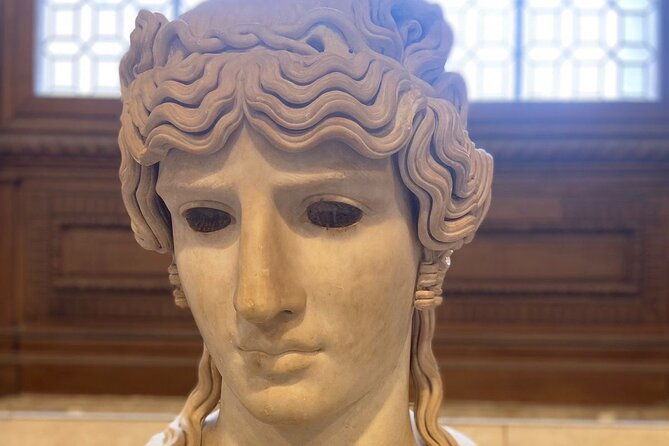 louvre-private-tour-with-skip-the-line-entry