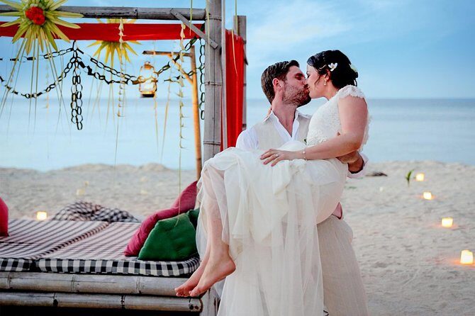 Love and Legends: The Ultimate Romantic Dinner on the beach - Why This Tour Is Worth Considering