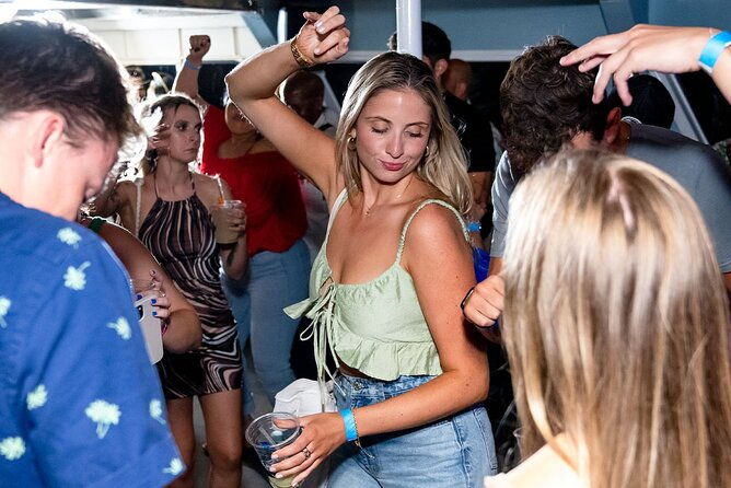 love-x-hate-valentine-party-cruise