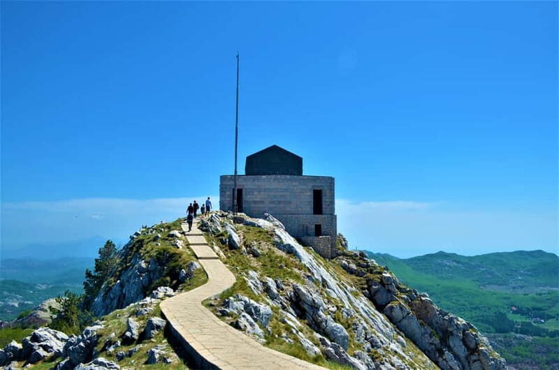 Loven Hiking Private Tour - Equipment & Practical Tips