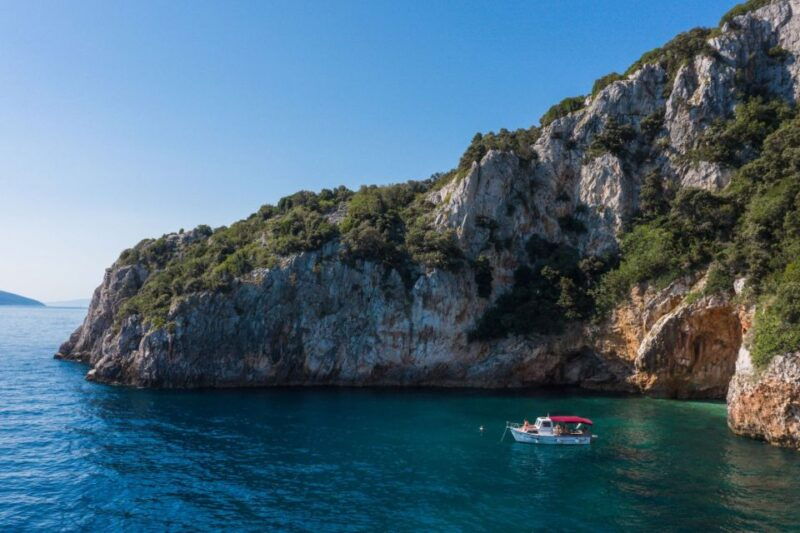 lovran-opatija-swimming-on-cres-island-with-lunch