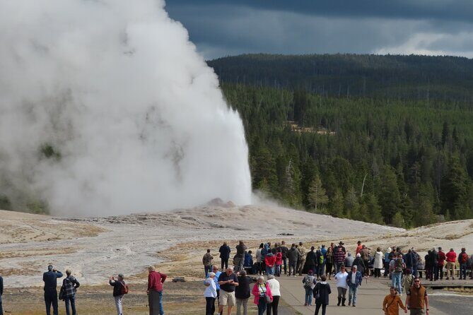 Lower Loop Van Tour from West Yellowstone: Grand Prismatic and Old Faithful - Exploring Yellowstone’s Highlights with Ease