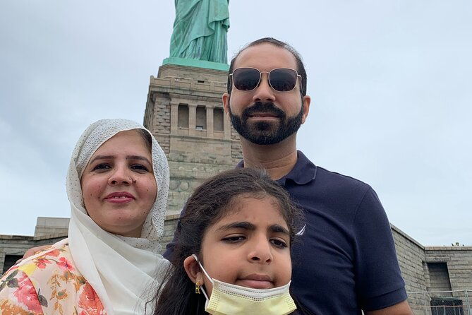 lower-manhattan-tour-with-statue-of-liberty-view