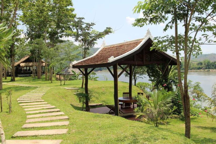 luang-prabang-cruise-to-pak-ou-caves-kuang-si-waterfalls