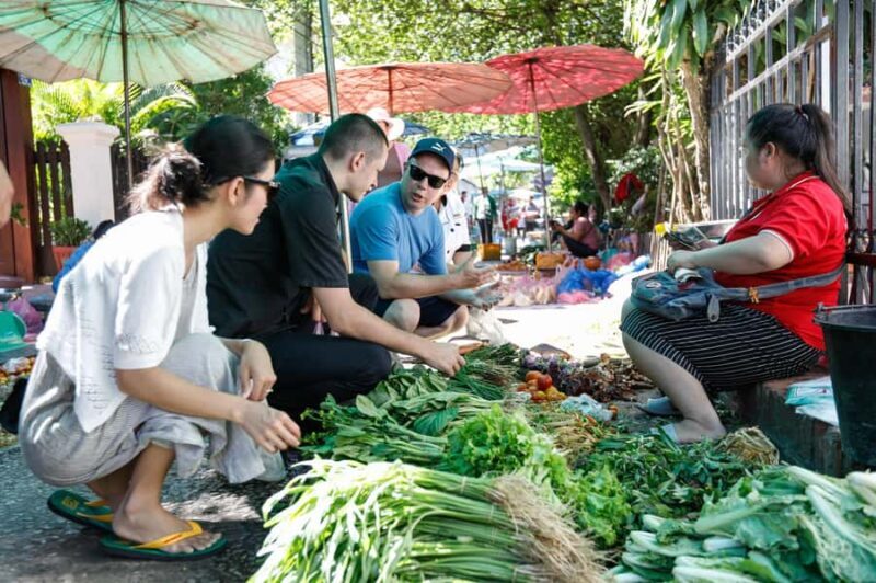 Luang Prabang: Experience a traditional Laos cooking class - What Makes This Tour Stand Out?