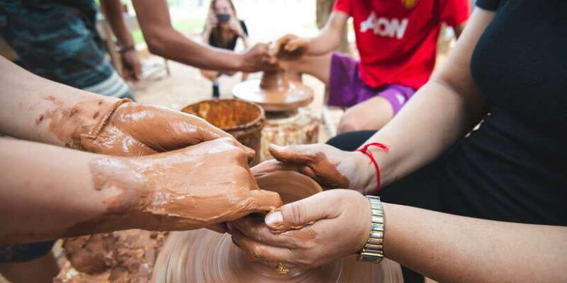 luang-prabang-pottery-workshop-wat-chomphet-cycling-tour