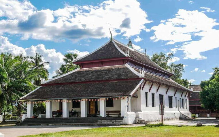 luang-prabang-private-full-day-tour-and-lunch