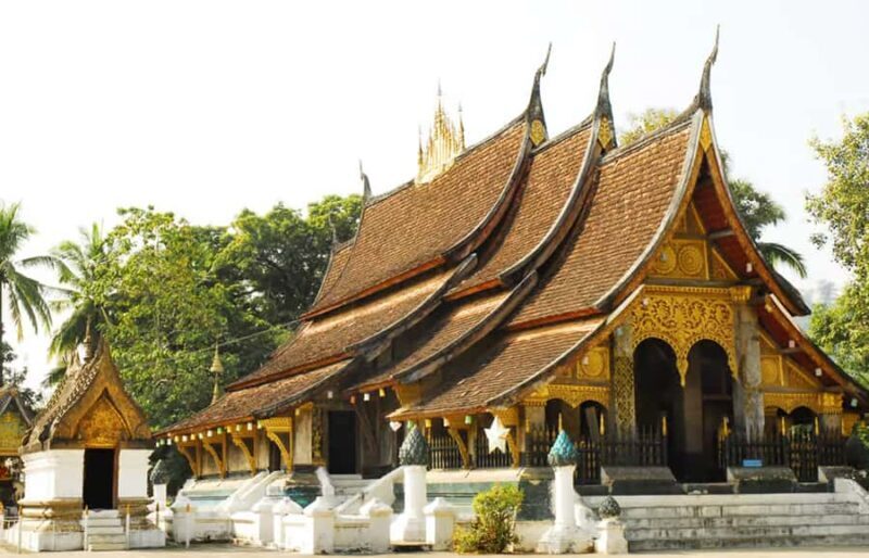 Luang Prabang:1 Hour Heritage Tour,snacks,drinks,pick-up - Thorough Breakdown of the Itinerary