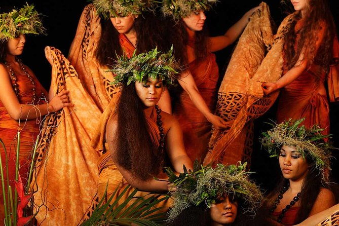 luau-kalamaku-on-kauai-with-buffet-dinner-and-show