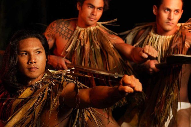 luau-kalamaku-on-kauai-with-manor-house-dinner-show