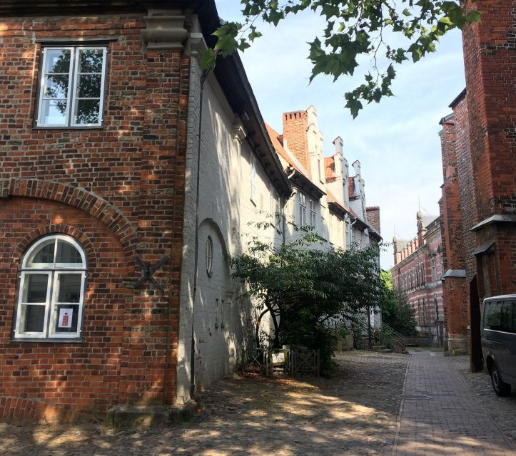 lubeck-architecture-and-local-craft-private-guided-tour