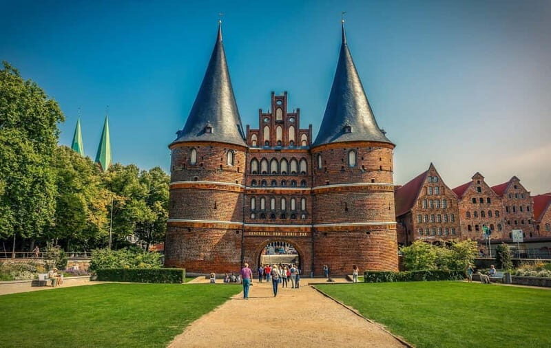Lübeck: Private Christmas Market Tour - Lübeck: Private Christmas Market Tour — A Festive Journey Through Christmas Traditions