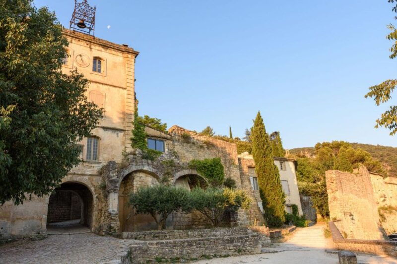luberon-electric-bike-tour-oppede-ride