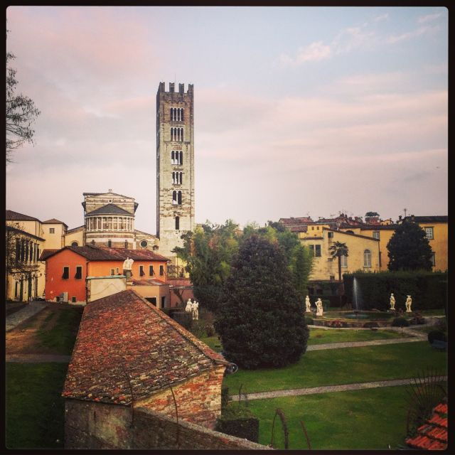 lucca-2-hour-city-center-walking-tour