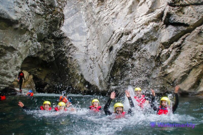 lucca-body-rafting-in-the-canyon