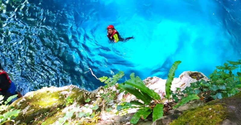 lucca-body-rafting-in-the-canyon