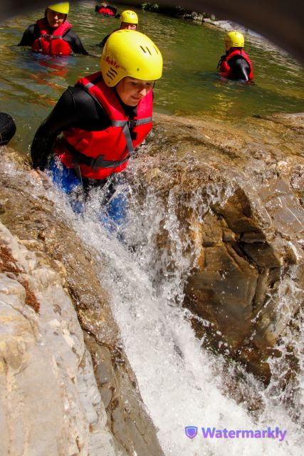 lucca-body-rafting-in-the-canyon