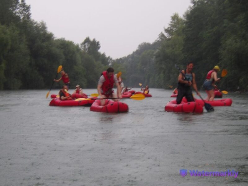 Lucca: Family-Friendly Kayaking Tour with Aperitif - Key Points