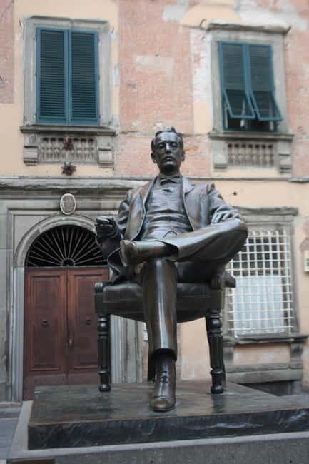 Lucca: join a 'must see' walking tour! (English) - Exploring Lucca with a Guided Footstep