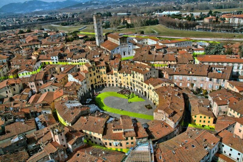 lucca-self-guided-tour-by-bike